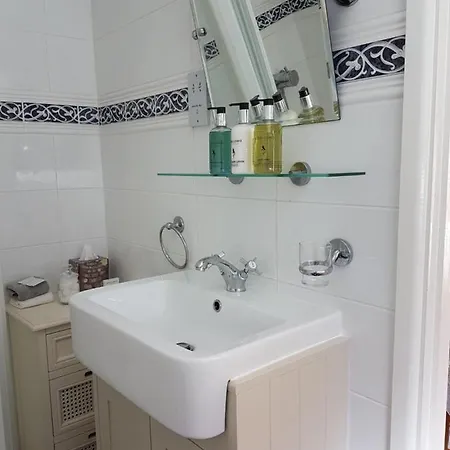 Vendégház Dolphin 4*